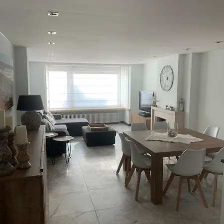 Apartment Mauritius 11 *
